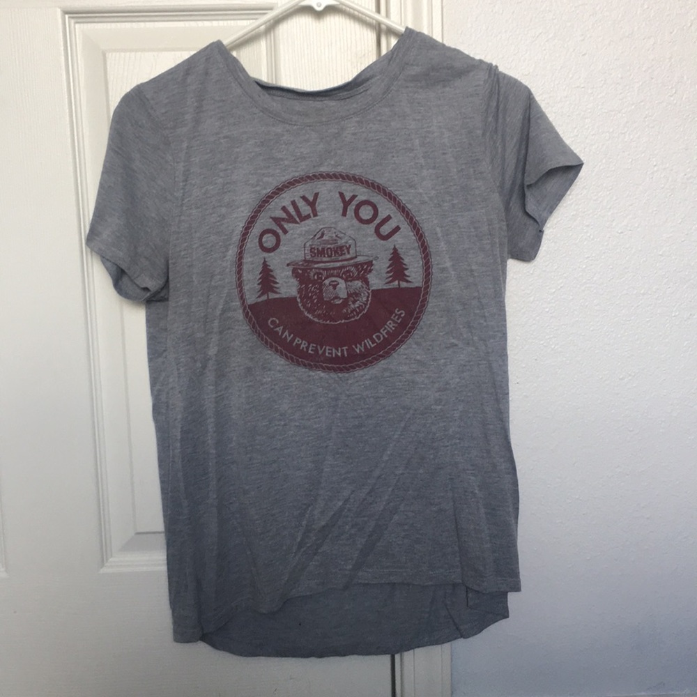 Smokey the bear graphic tee
